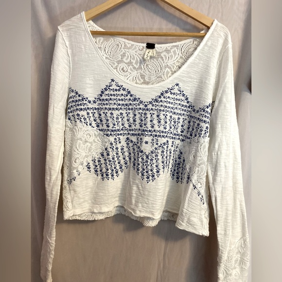 Free People Tops - We The People+ Free People Crop Lace Tee